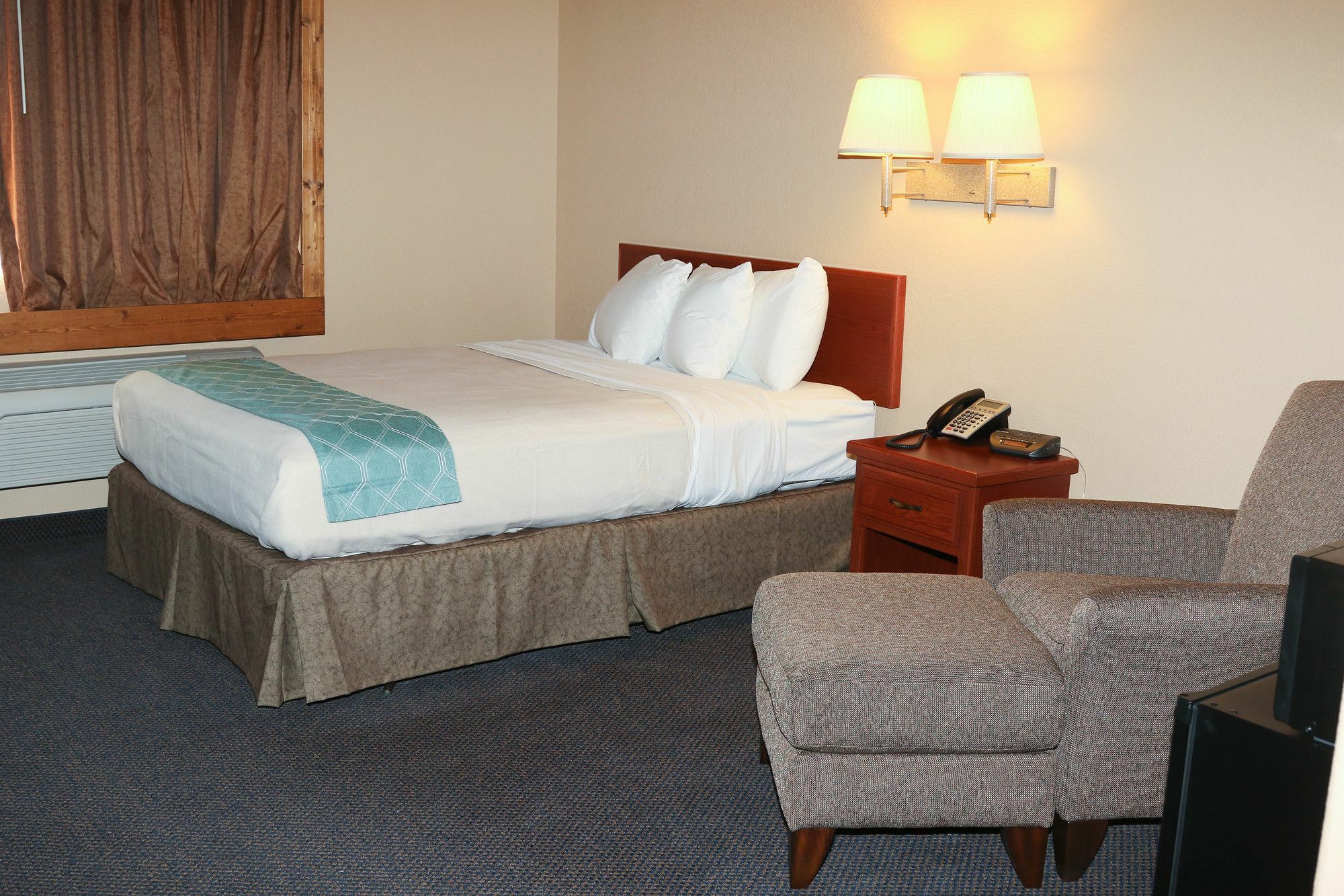 Travelodge By Wyndham Gillette Exterior foto